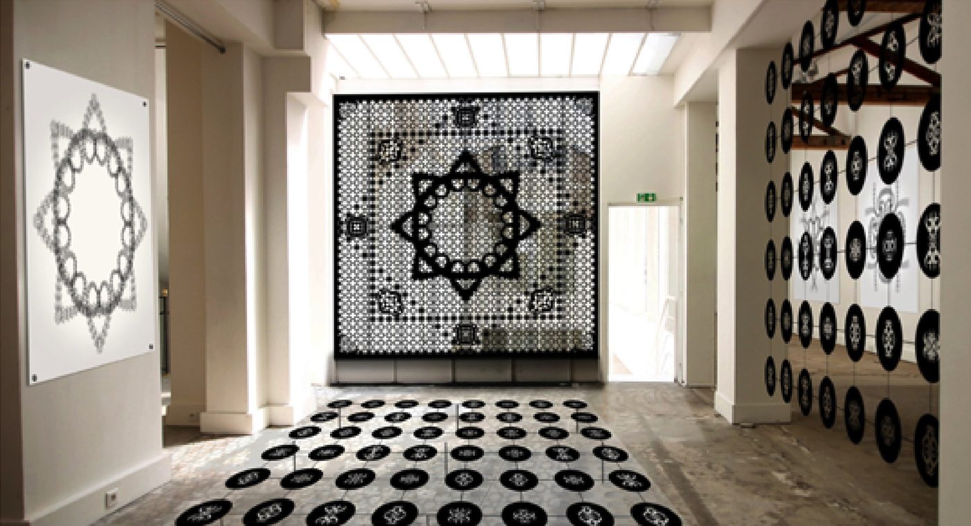 Installation — gallery with ornamental pieces